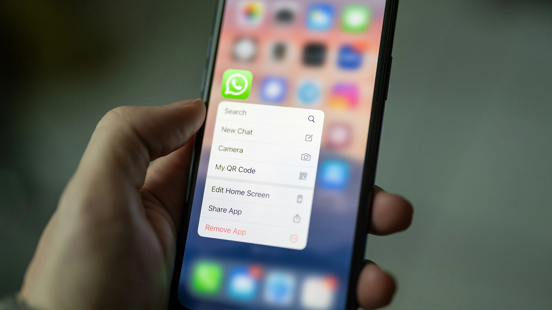 Meta&rsquo;s Chatbot Deler Privat Telefonnummer ved en Fejltagelse