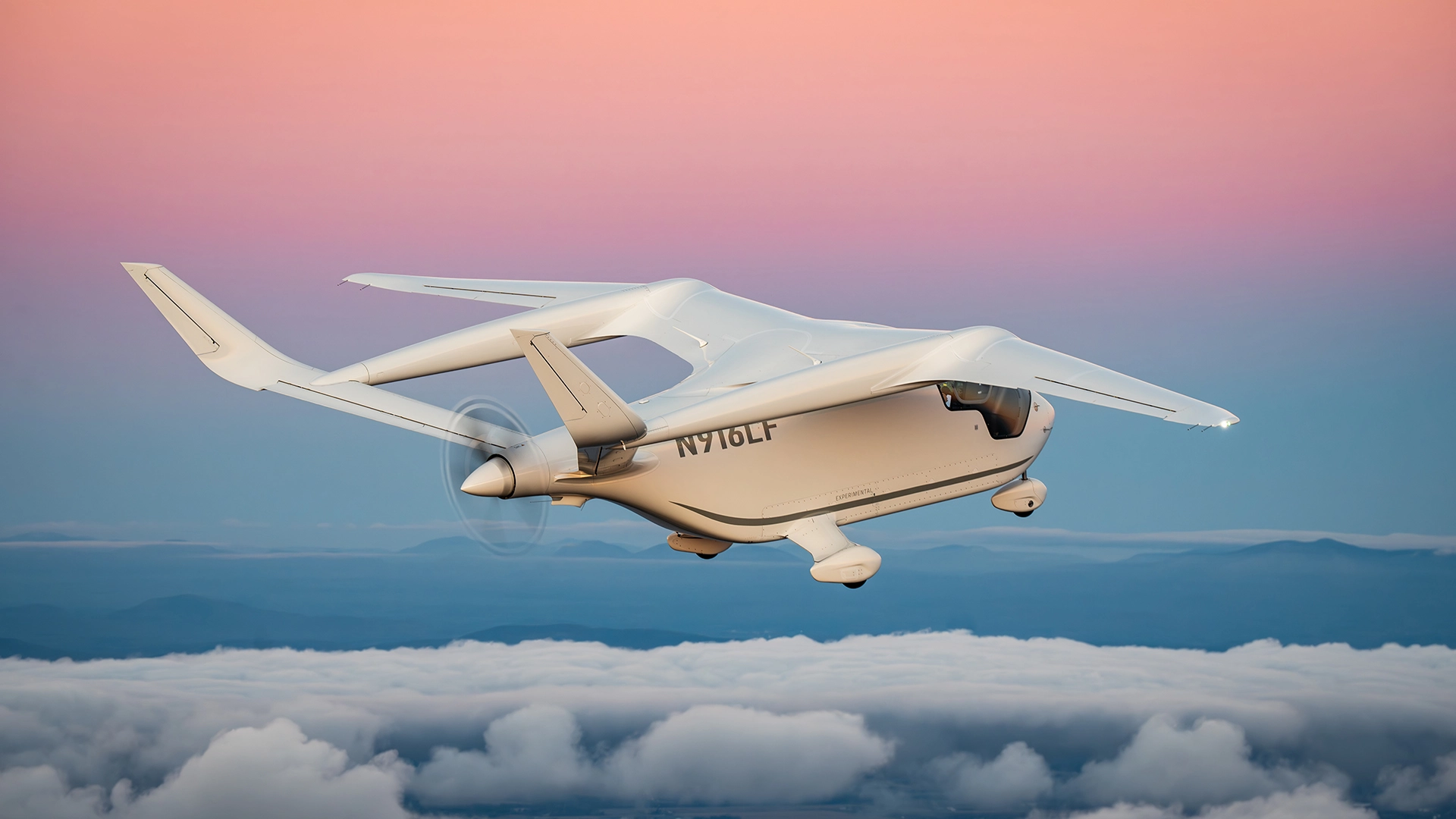 Beta Technologies lander f&oslash;rste elektriske fly med passagerer i New York Lufthavn